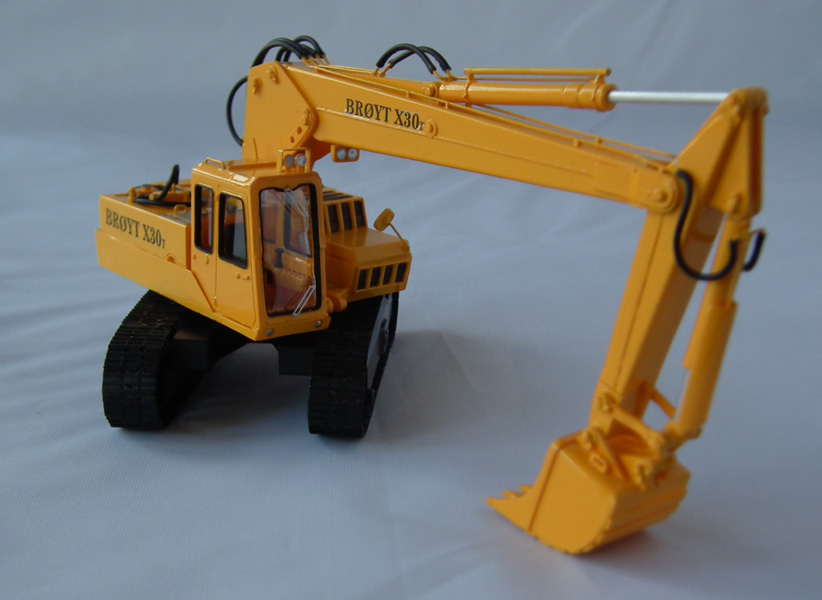 1/50 Excavator Broyt X30 T Cab 1 High Quality Resin KIT by Fankit Models 